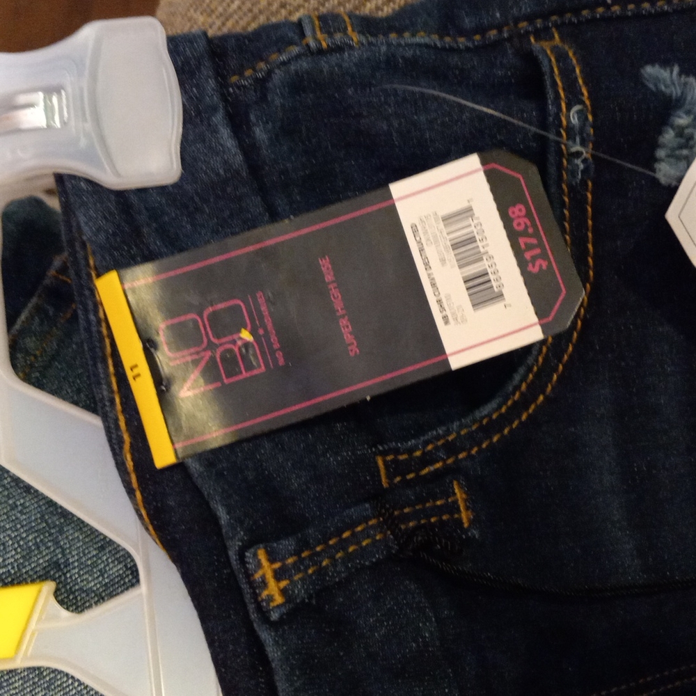 Jeans - Picture 5 of 14